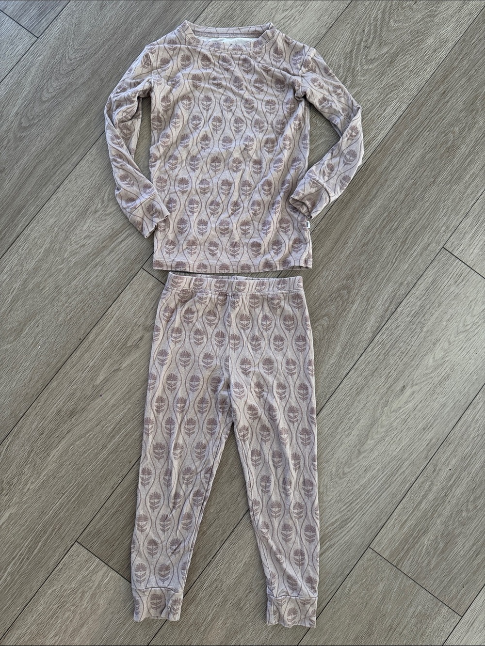Brave Little Ones floral light purple bamboo pajama set size 3T